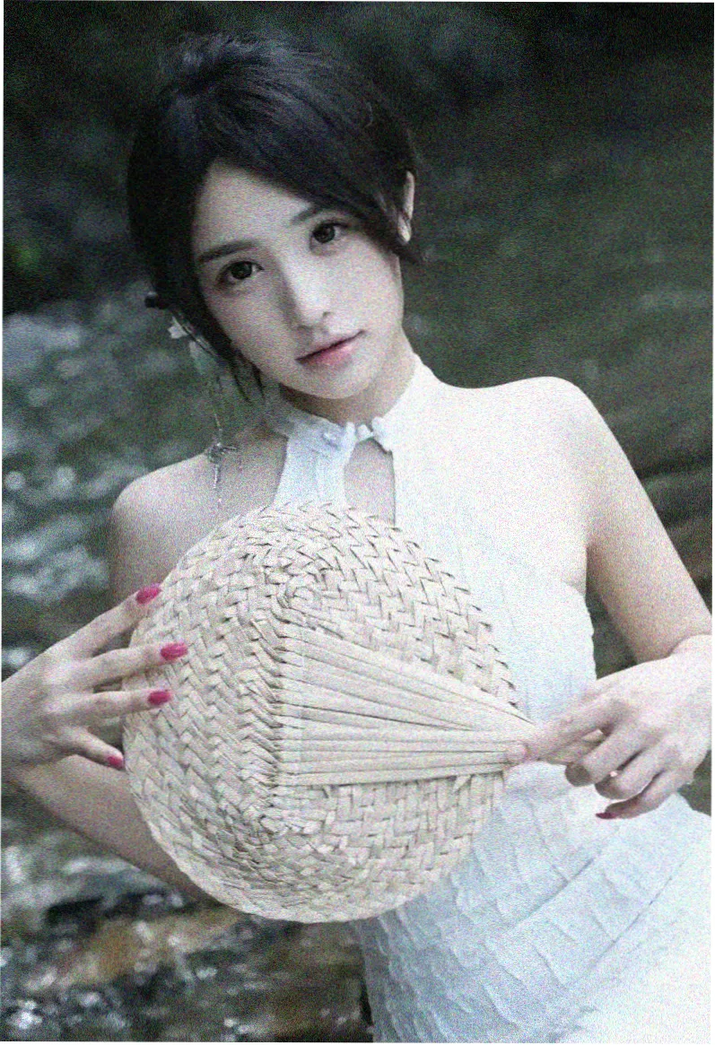 蜜桃影视在线观看都市情感剧夏日长裙